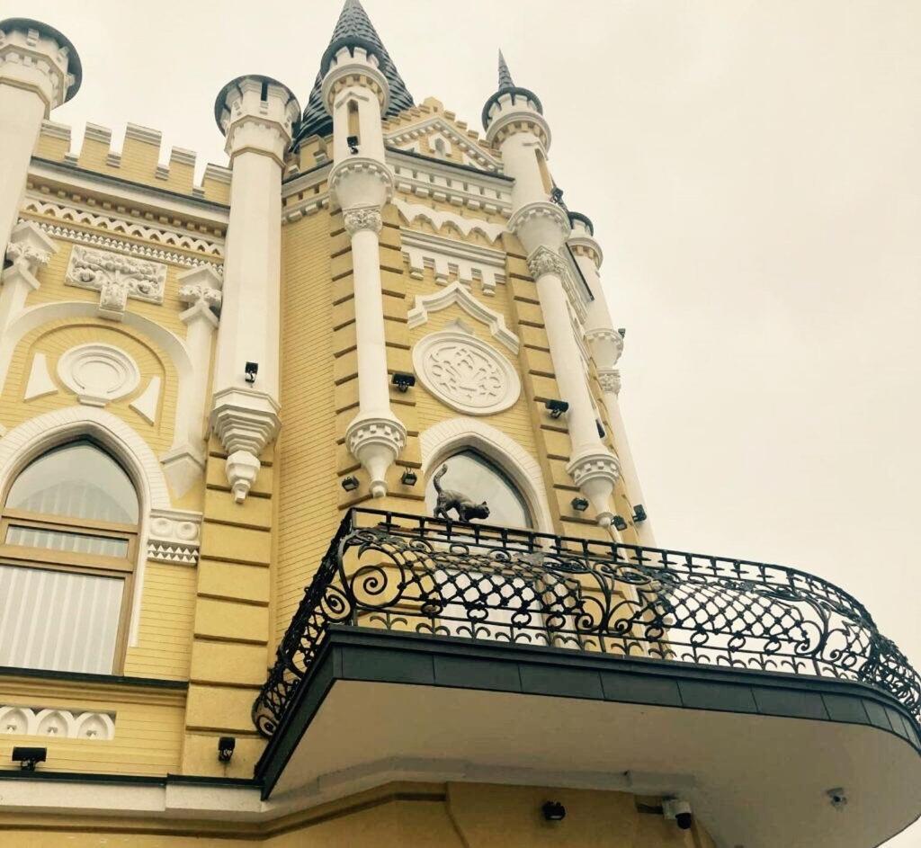 Новая Красивая Квартира. Cherkasy Exterior photo